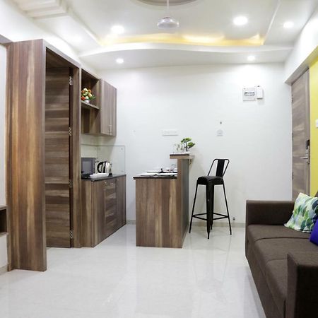 פונה Emerald Vista Luxury Suites מראה חיצוני תמונה