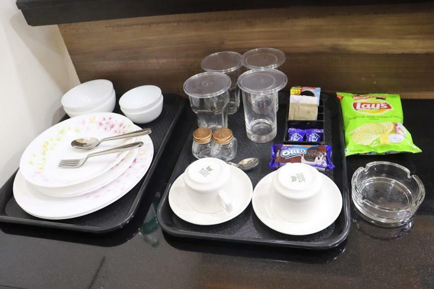 פונה Emerald Vista Luxury Suites מראה חיצוני תמונה