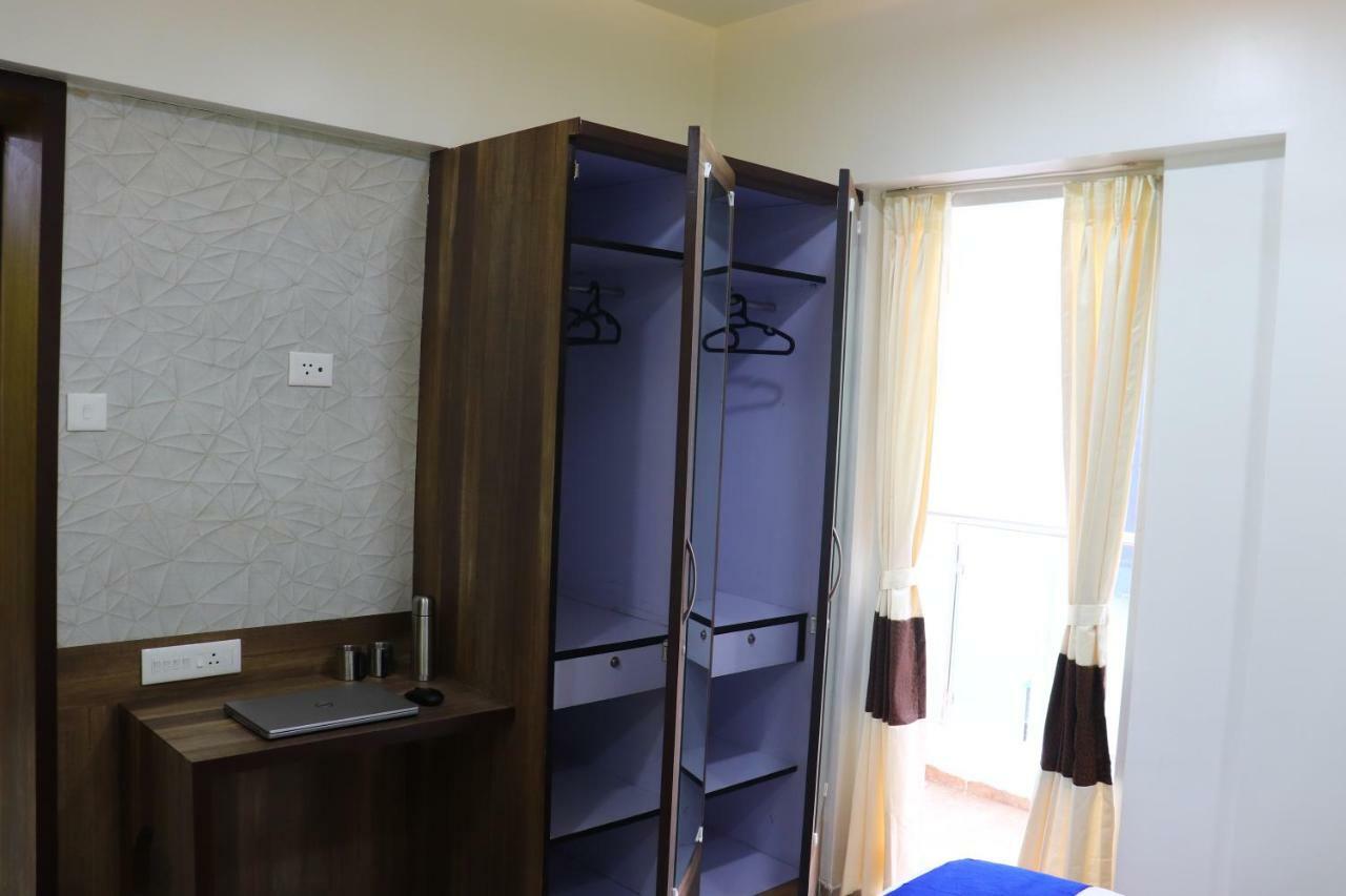 פונה Emerald Vista Luxury Suites מראה חיצוני תמונה